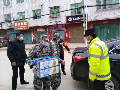 刘能：抗疫一线的“铁腿民兵”