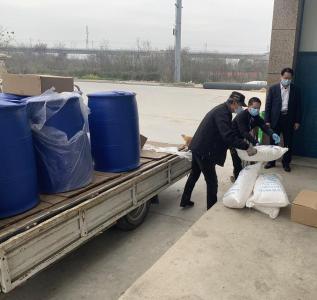湖北孝感：车站街道为复工企业提供防控物资保障