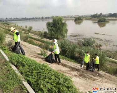 爱护地摊经济，共建美好家园