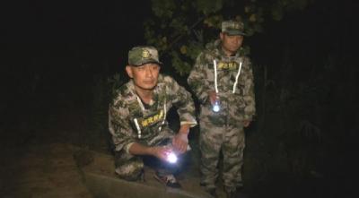 新华社：汉江“守夜人”