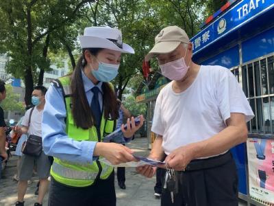 正式启动！孝感首块“电动自行车”车牌被他领走了！