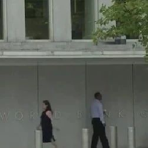 热搜第一！世行行长警告：疫情或令1亿人重返极端贫困