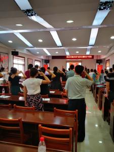 党旗引领聚力量 携手社区共创卫