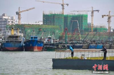 台风“沙德尔”将擦过海南岛 冷空气将影响北方地区