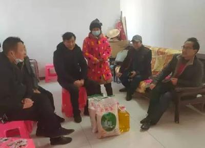 节前帮扶慰问，这个农场好暖心