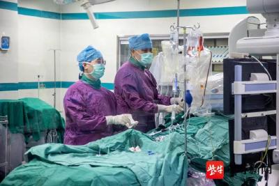 21岁小伙突发心梗，心脏几度骤停！他的这些习惯条条高危