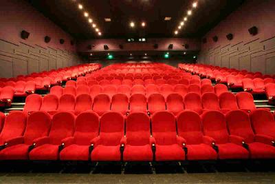 哈尔滨：电影院等部分经营性服务场所恢复开放