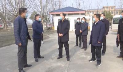 云梦县领导检查春节前安全生产并慰问一线职工
