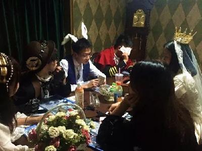 过年新玩法！为什么越来越多年轻人爱上“剧本杀”？
