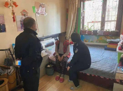 她放弃高收入回家照顾病母，却被母亲刺激得要轻生…