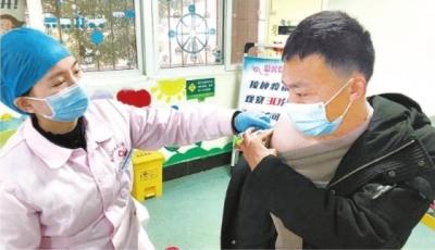 武汉已有60余万人接种新冠疫苗 专家：符合接种条件者“尽快打”