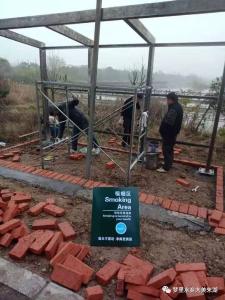 让吸烟不再任性，朱湖湿地公园新增古风吸烟亭