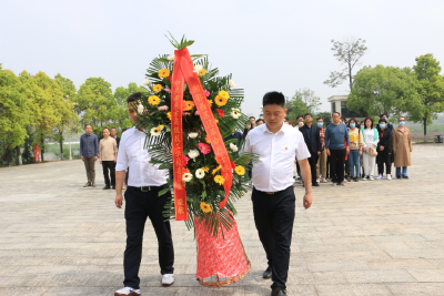 追寻红色足迹 传承革命精神 ---市高级技校开展学党史红色教育活动