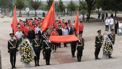 安陆：“重走红色革命路青春奋进新征程”寻访红色足迹活动进安陆