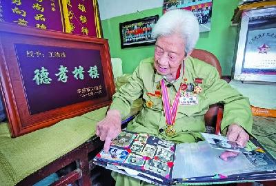孝感市2万余名老党员将获“光荣在党50年”纪念章
