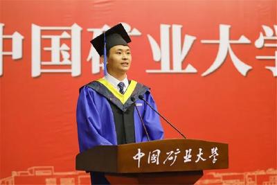 23天骑摩托从学校到珠峰！毕业生被质疑“家境好”，回应来了……