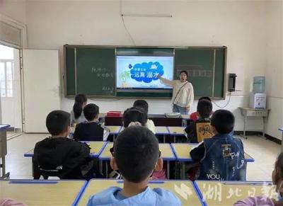 安陆：“三字歌”唱响校园“安全曲”