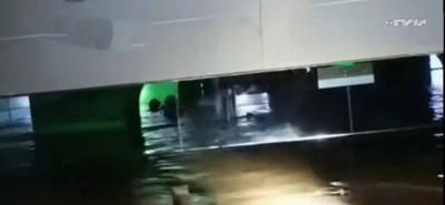 暴雨中挪车，他“消失”了72小时