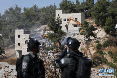 巴勒斯坦房屋遭到以色列警方强拆
