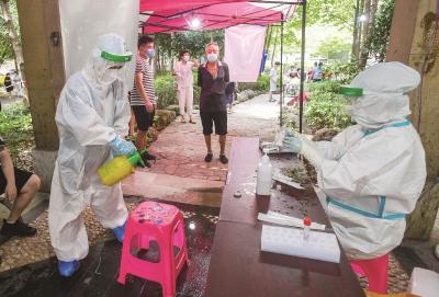 武汉明日前完成全员核酸检测 全市共设置采样点2820个