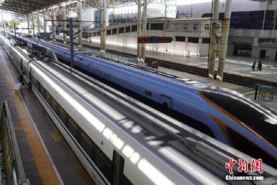 全国铁路今起调图 北京至大连最快不到4小时