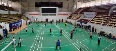 湖北省首届社区运动会（孝感站）羽毛球比赛在汉川开拍