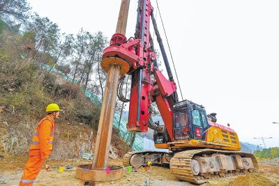 湖北3条铁路同日开工 高铁武汉至西安时间将缩短至2小时左右