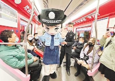 “中国人民警察节·平安湖北”安全专列，发车了！