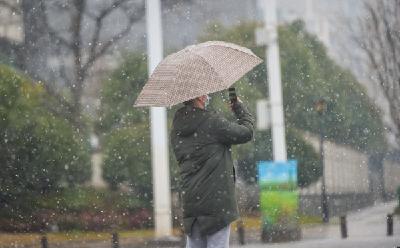 大雪纷纷，匆匆来急急去