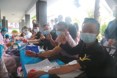 大悟县直单位组织开展无偿献血活动