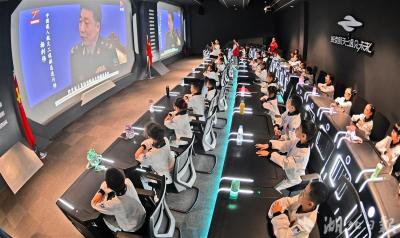 湖北松滋：点亮留守娃的航天梦