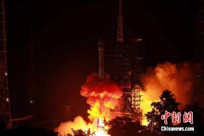 天链二号03星成功发射 中国第二代数据中继卫星系统正式建成