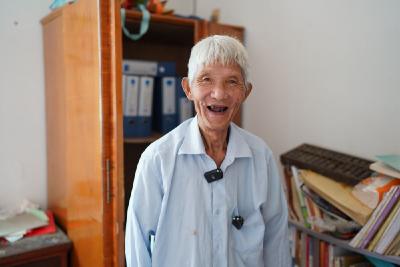 72年间手书60余万字 九旬老人用村志留住乡村根与魂