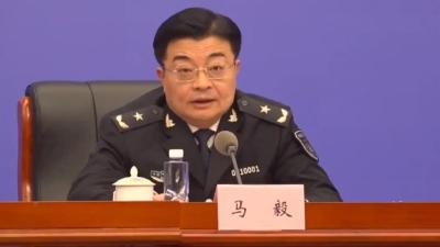 农业农村部：长江江豚数量回升至1249头