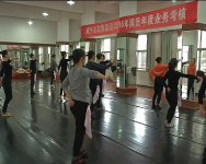 视频 | 市歌舞团：训练再苦再累也没关系 