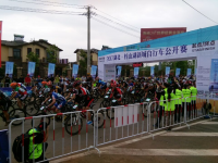 2017湖北•梓山湖新城自行车公开赛上演速度与激情