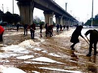 全城除冰雪剪影——组图