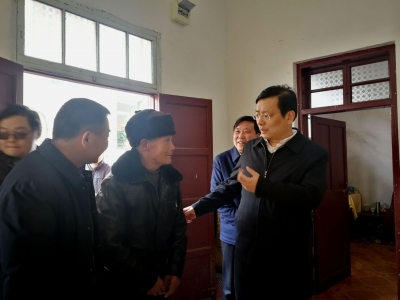 丁小强赴黄沙铺镇开展党代表“联系日”活动 