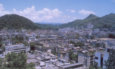 云上咸宁——通山：党委书记台上“赶考” 群众代表台下打分