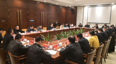 丁小强会见武汉港发集团高层 共推重点项目建设