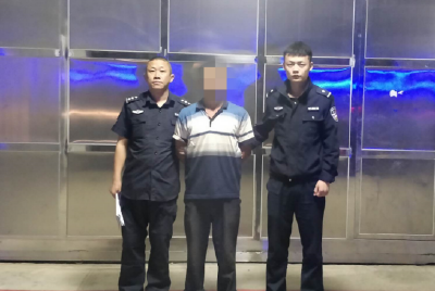 醉酒误事！咸安男子辱骂殴打交警被行拘