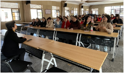 凝聚“她”力量 市妇联走进女性社会组织宣讲党的十九届六中全会精神