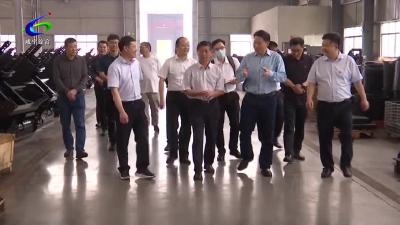 云上咸宁——徐小兵到通山调研企业用工和基层党建工作