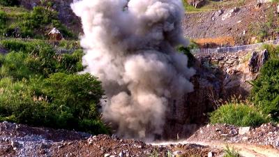 云上咸宁——“轰”的一声巨响！通山成功销毁5枚侵华日军遗留炮弹