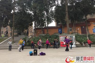 南门河游园广场噪音扰民难解决