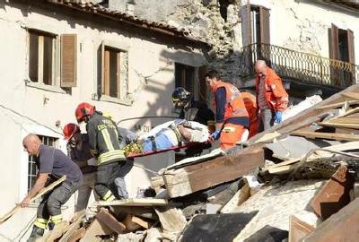 意大利地震死亡人数升至１２０人