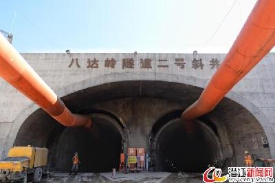 京张高铁八达岭站年内开建 用精准微爆破保护长城 