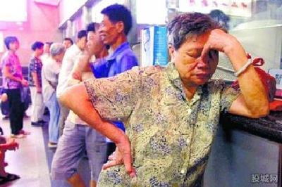 公立医院医赖成风侵蚀医疗资源 精神病医院成重灾区
