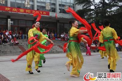 后湖农场多种形式庆“重阳” 