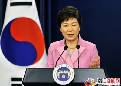 朴槿惠力推修宪允许总统连任 获部分民众支持